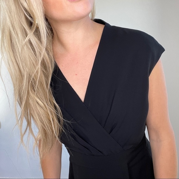 Lafayette 148 Black Surplus Neckline Short Sleeve Dress size 8 - Picture 3 of 15